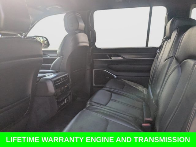 Used 2024 Jeep Wagoneer Series II w/ Flexible Seating Group RWD image 35