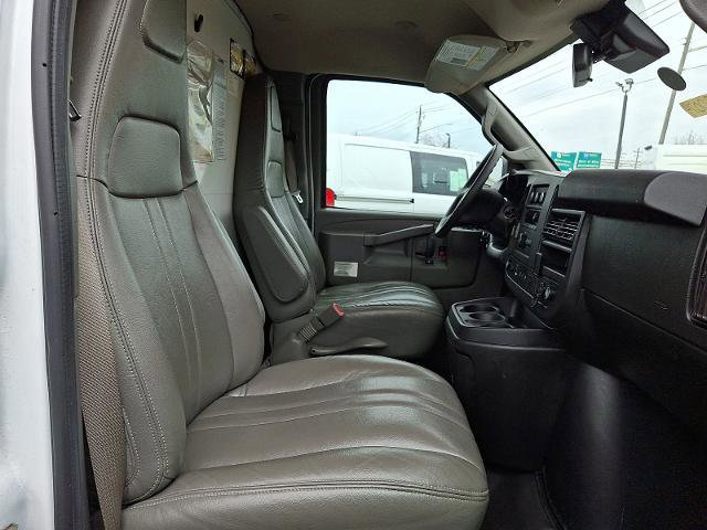 Used 2021 GMC Savana 3500 w/ Power Convenience Package image 23