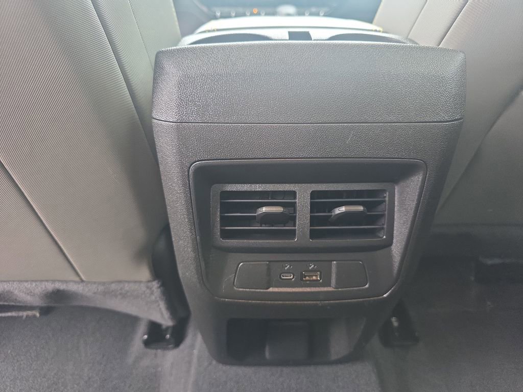 Used 2024 Chevrolet Colorado ZR2 w/ Technology Package image 45