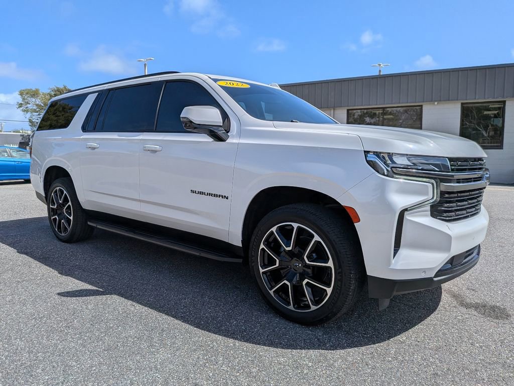 Used 2022 Chevrolet Suburban RST w/ Sport Performance Package image 8