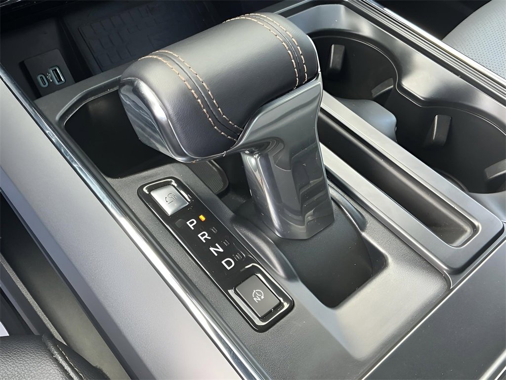 Certified 2022 Ford F150 Lightning Lariat image 37