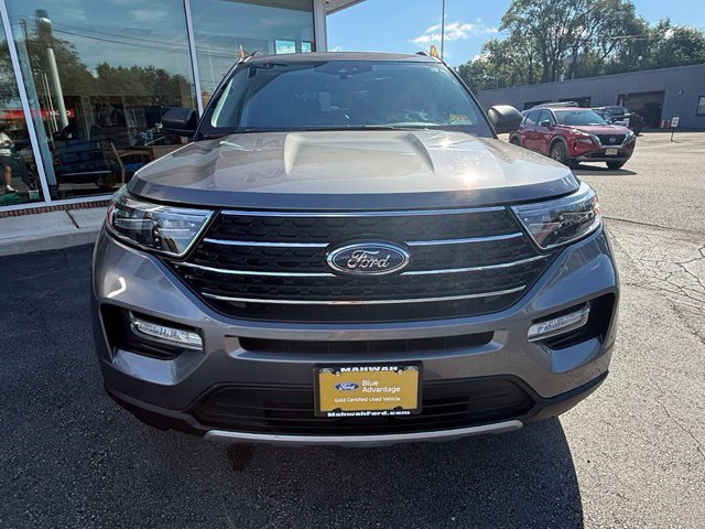 Certified 2021 Ford Explorer XLT w/ Equipment Group 202A AWD/4WD image 11