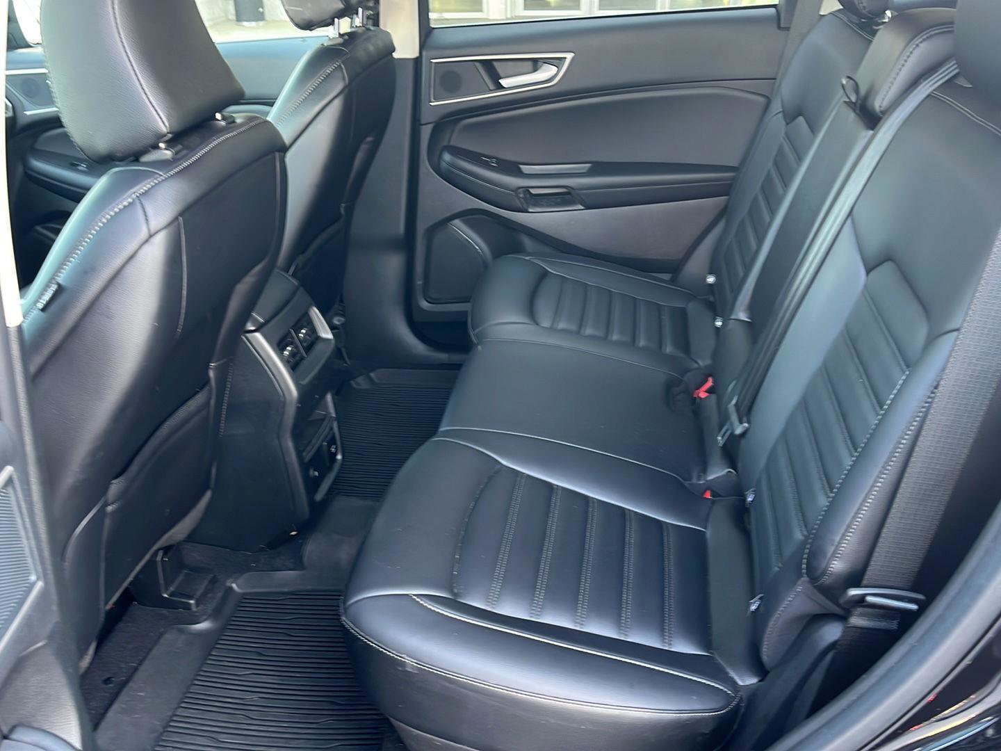 Certified 2024 Ford Edge SEL w/ Convenience Package image 16