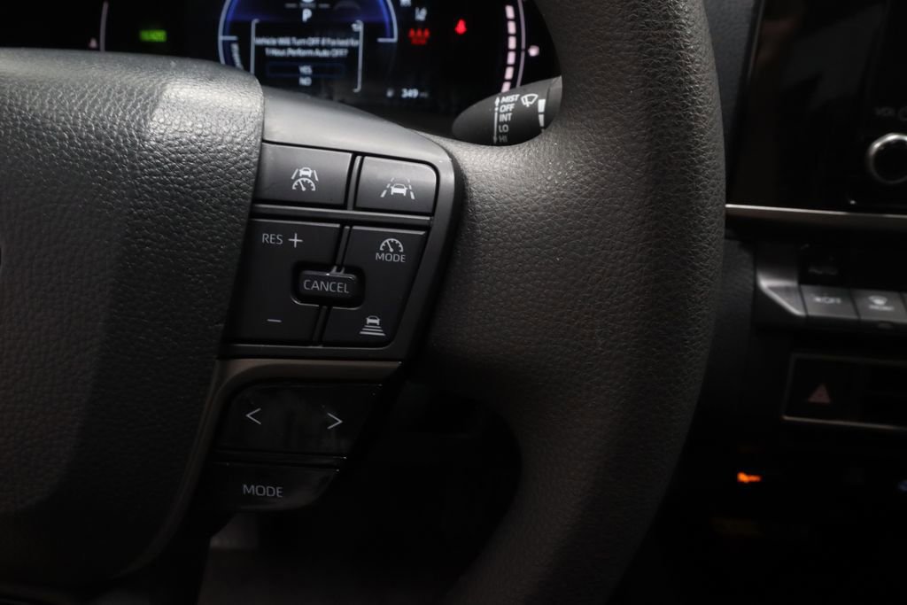 Used 2025 Toyota Camry LE FWD image 29