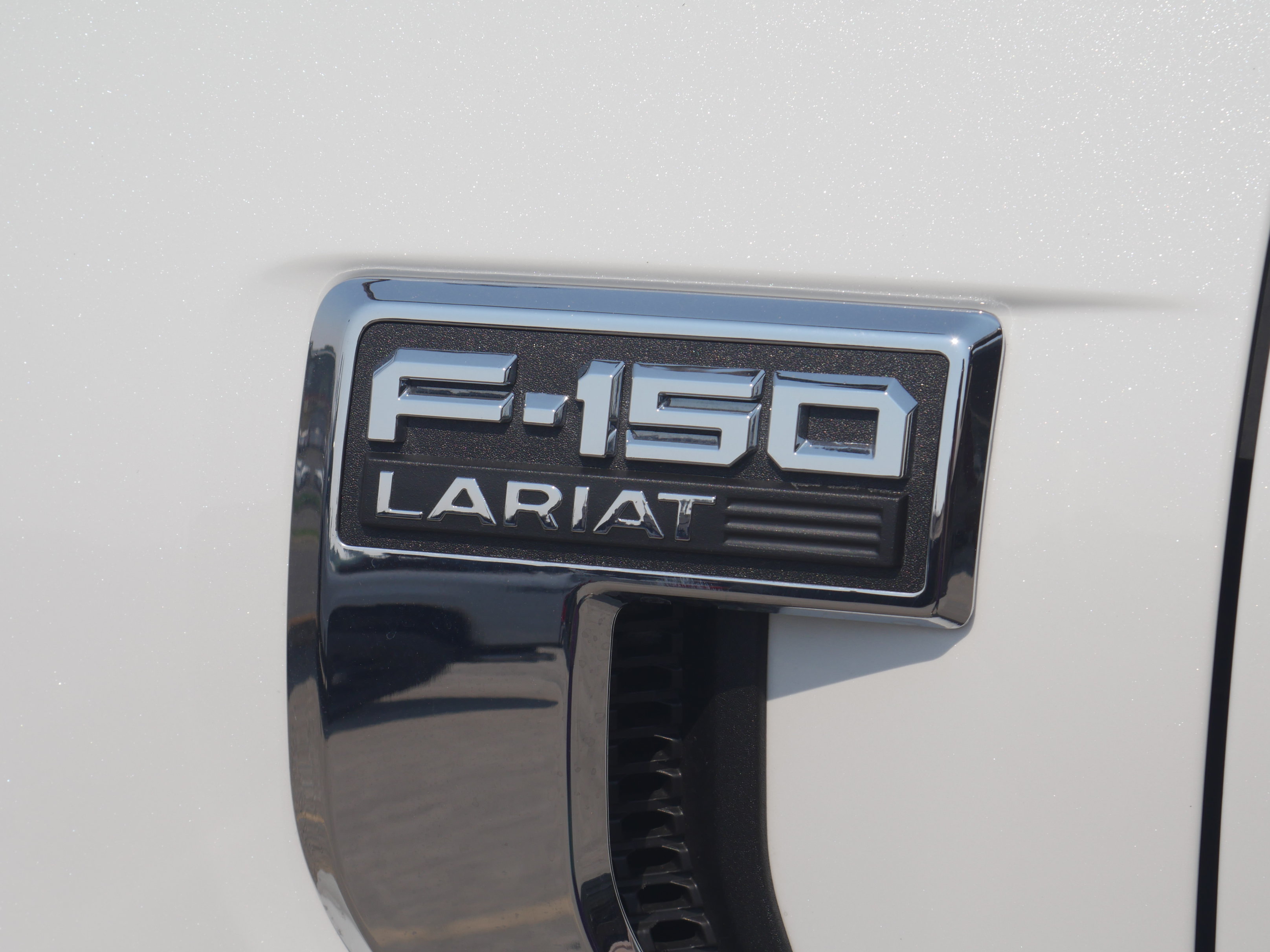Certified 2023 Ford F150 Lariat w/ Max Trailer Tow Package AWD/4WD image 20