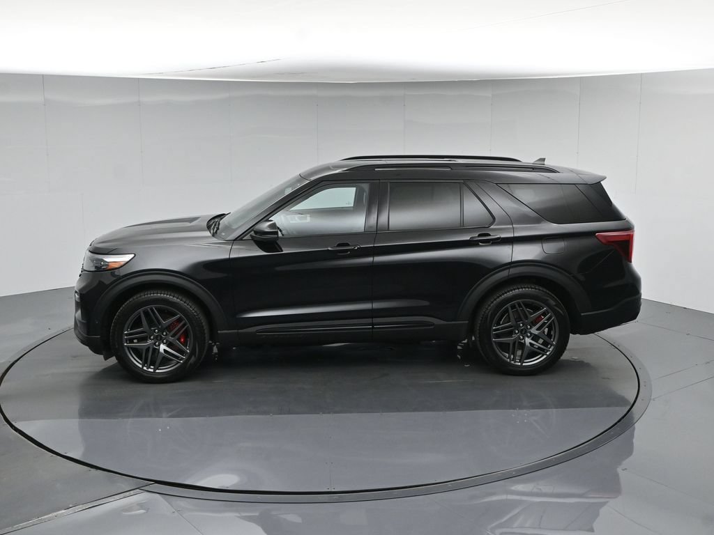 Certified 2023 Ford Explorer ST w/ Equipment Group 401A AWD/4WD image 44