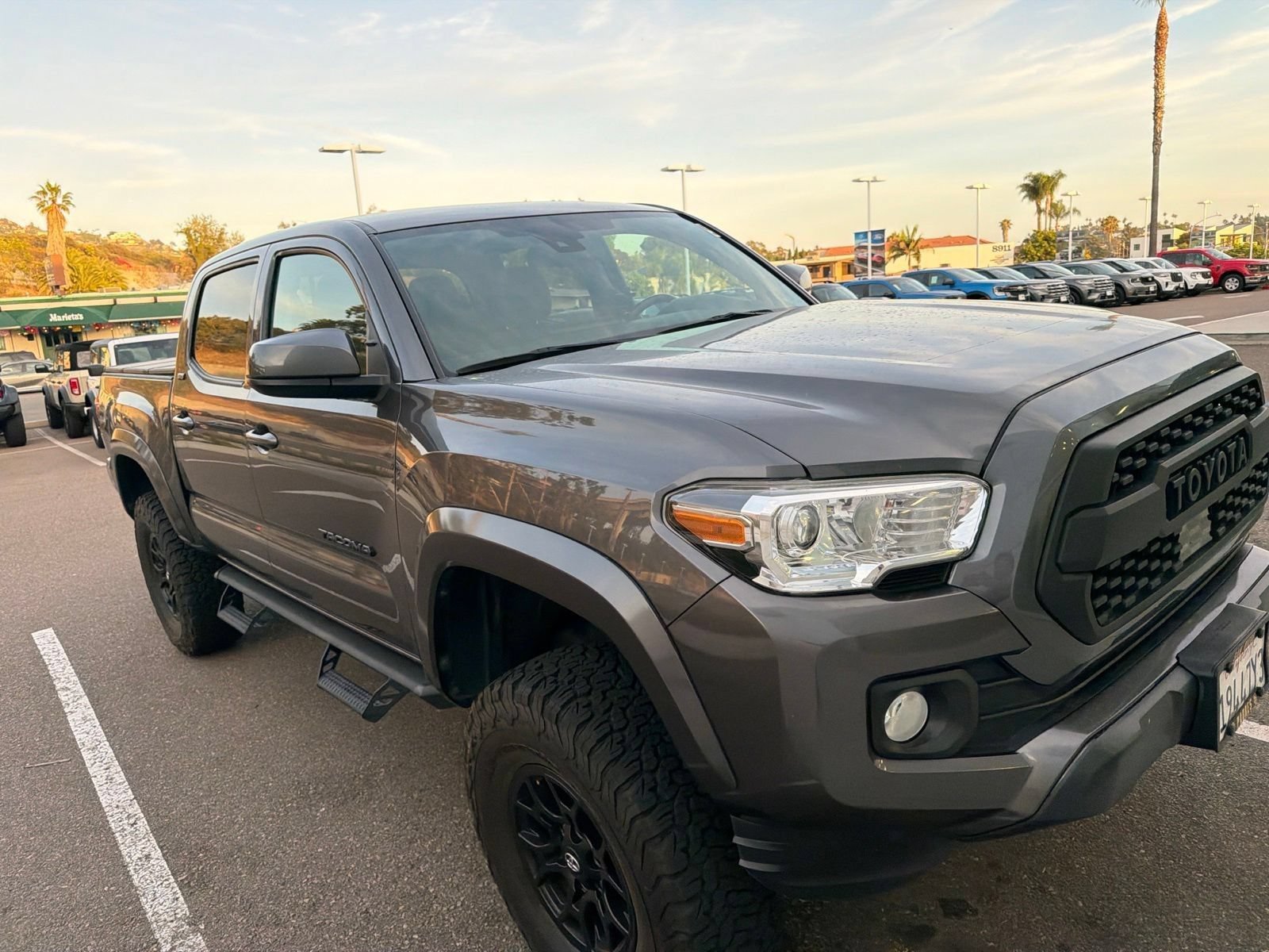 Used 2021 Toyota Tacoma SR5 RWD image 9
