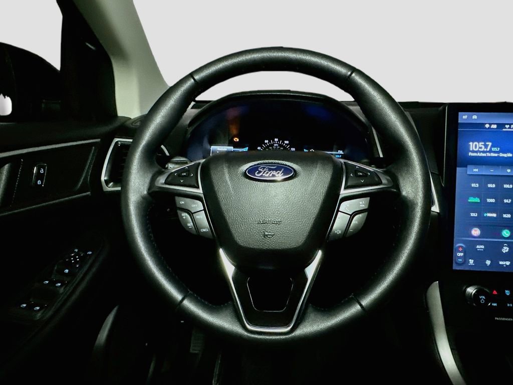 Certified 2024 Ford Edge SEL w/ Convenience Package AWD/4WD image 10