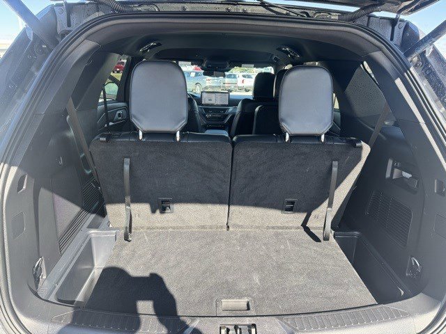 Certified 2025 Ford Explorer ST-Line w/ ST-Line Street Pack image 27