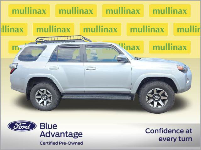 Used 2021 Toyota 4Runner TRD Off-Road AWD/4WD image 2