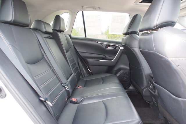 Used 2019 Toyota RAV4 XLE Premium image 13