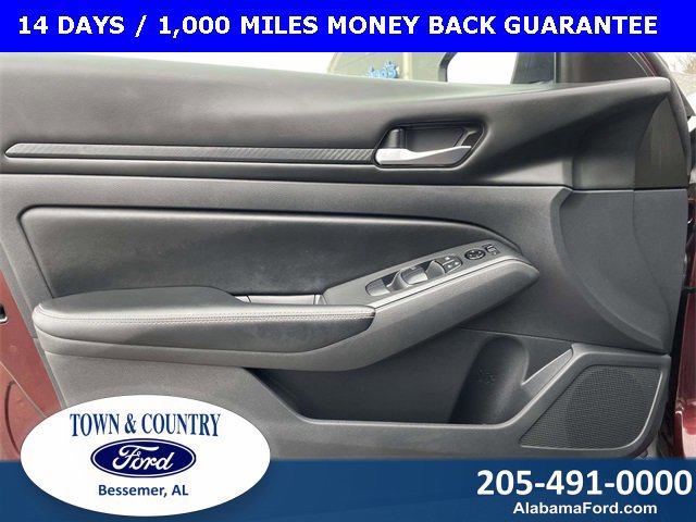 Used 2024 Nissan Altima 2.5 SV image 16