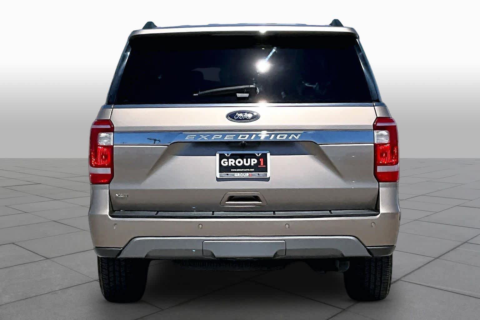 Certified 2020 Ford Expedition XLT w/ Equipment Group 201A RWD image 5