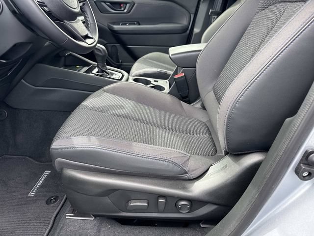 Used 2025 Subaru Forester Premium AWD/4WD image 17