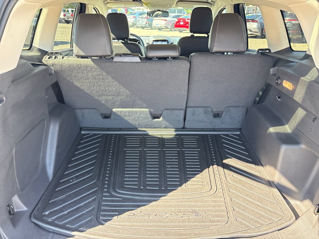 Certified 2019 Ford Escape Titanium AWD/4WD image 28