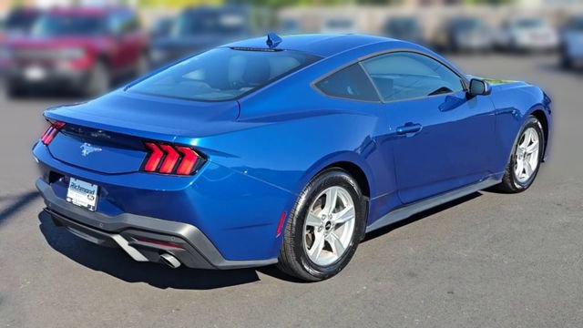 Certified 2024 Ford Mustang Coupe RWD image 9