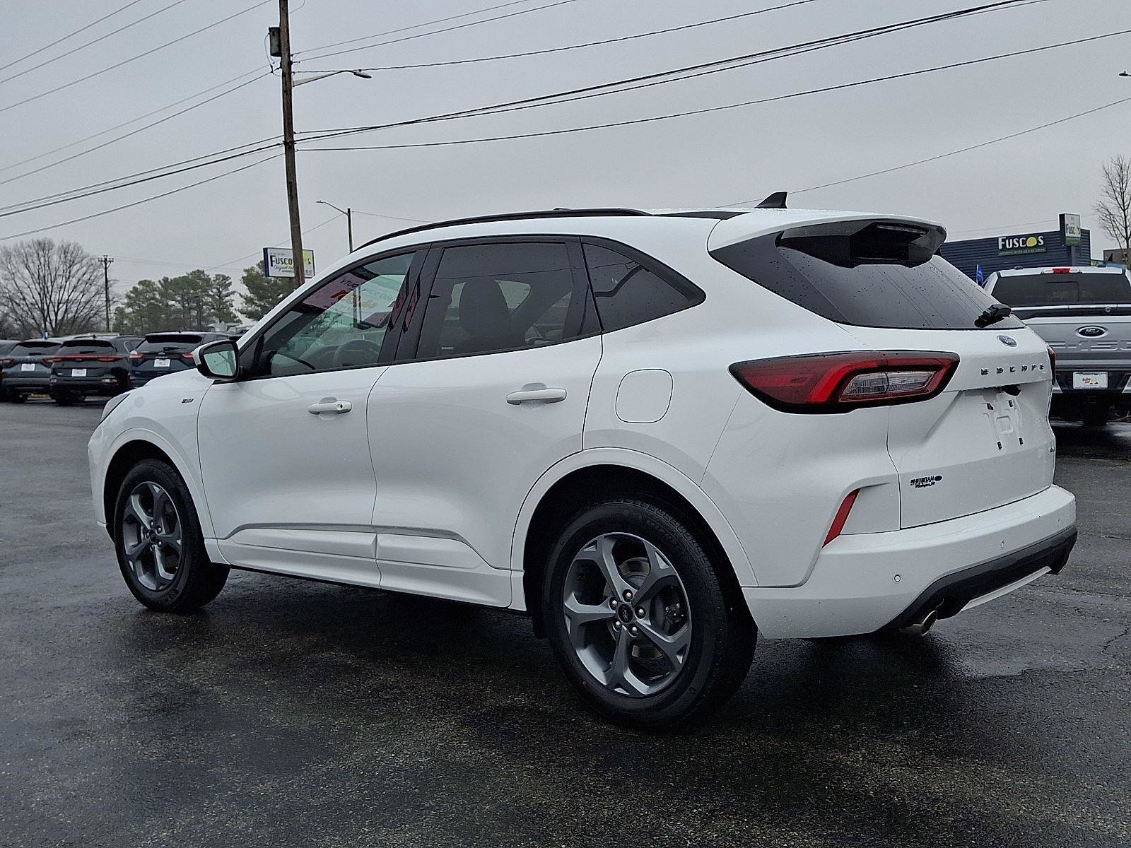 Certified 2023 Ford Escape ST-Line Select w/ Tech Pack #1 image 4