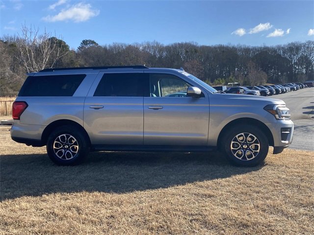 Certified 2024 Ford Expedition Max XLT image 6