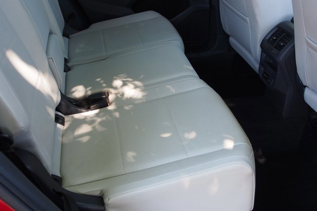 Used 2019 Volkswagen Tiguan SE AWD/4WD image 15