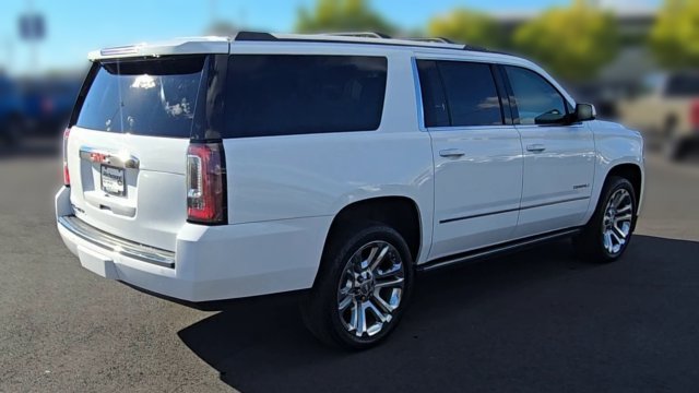 Used 2020 GMC Yukon XL Denali w/ Open Road Package AWD/4WD image 9