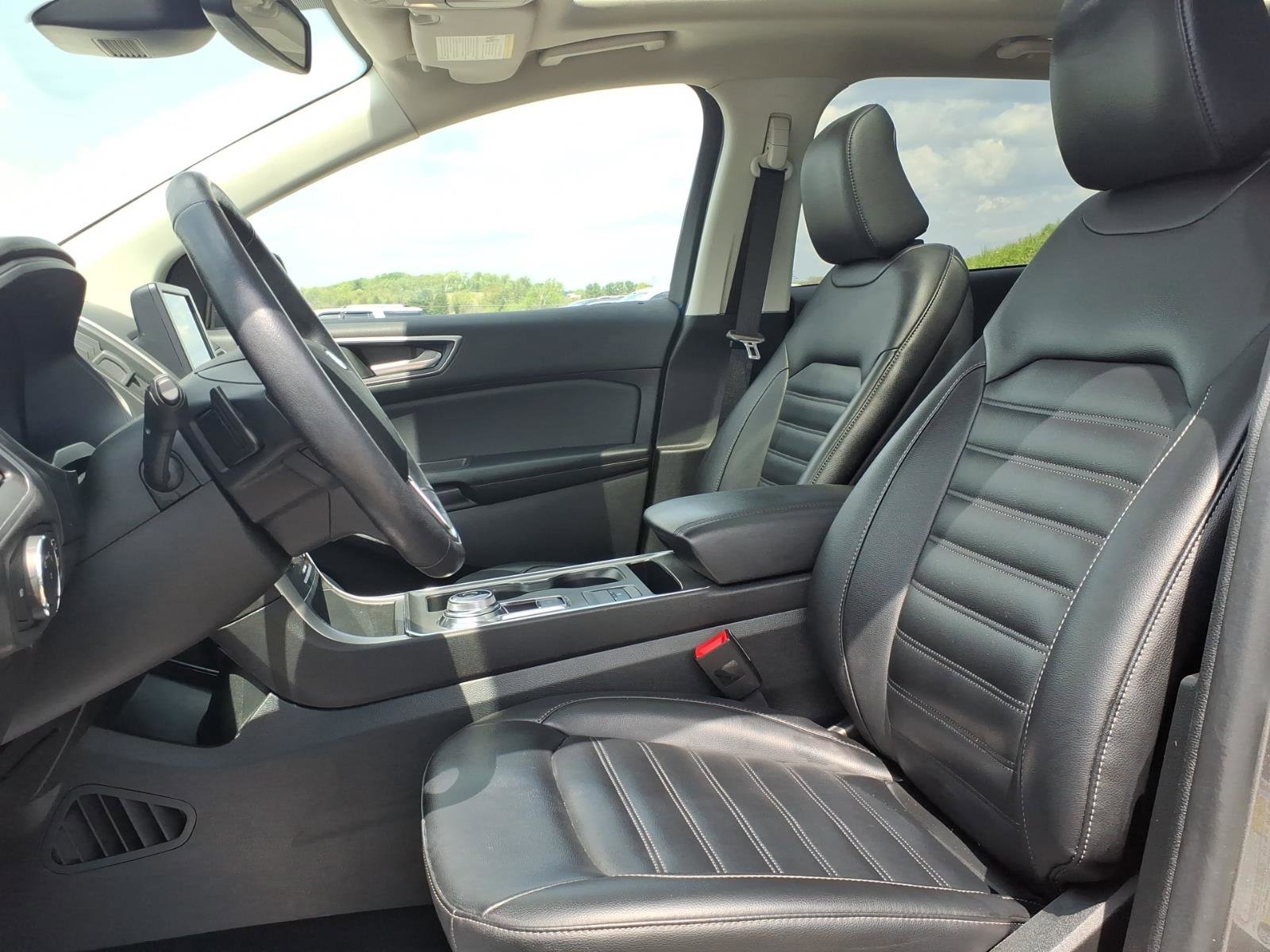 Certified 2022 Ford Edge SEL w/ Convenience Package AWD/4WD image 8
