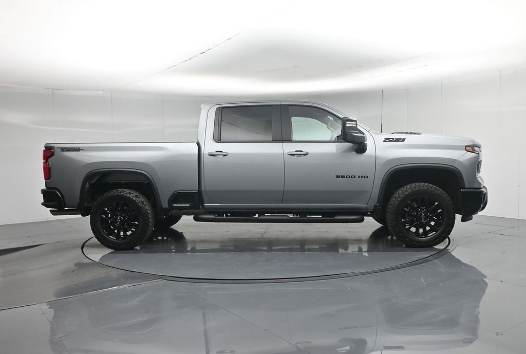 Used 2025 Chevrolet Silverado 2500 LT w/ Trail Boss Package AWD/4WD image 26