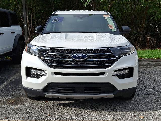 Certified 2023 Ford Explorer XLT w/ Equipment Group 202A AWD/4WD image 2