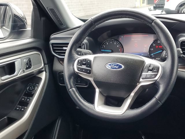 Certified 2023 Ford Explorer Limited w/ Equipment Group 301A AWD/4WD image 32