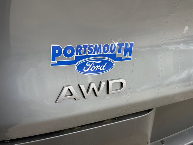 Used 2025 Nissan Murano SV AWD/4WD image 18