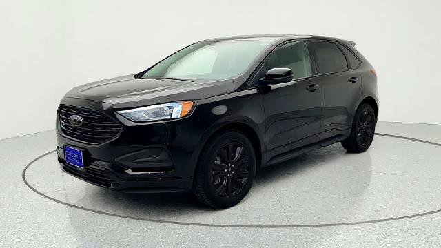Certified 2023 Ford Edge SE w/ Black Appearance Package AWD/4WD image 3