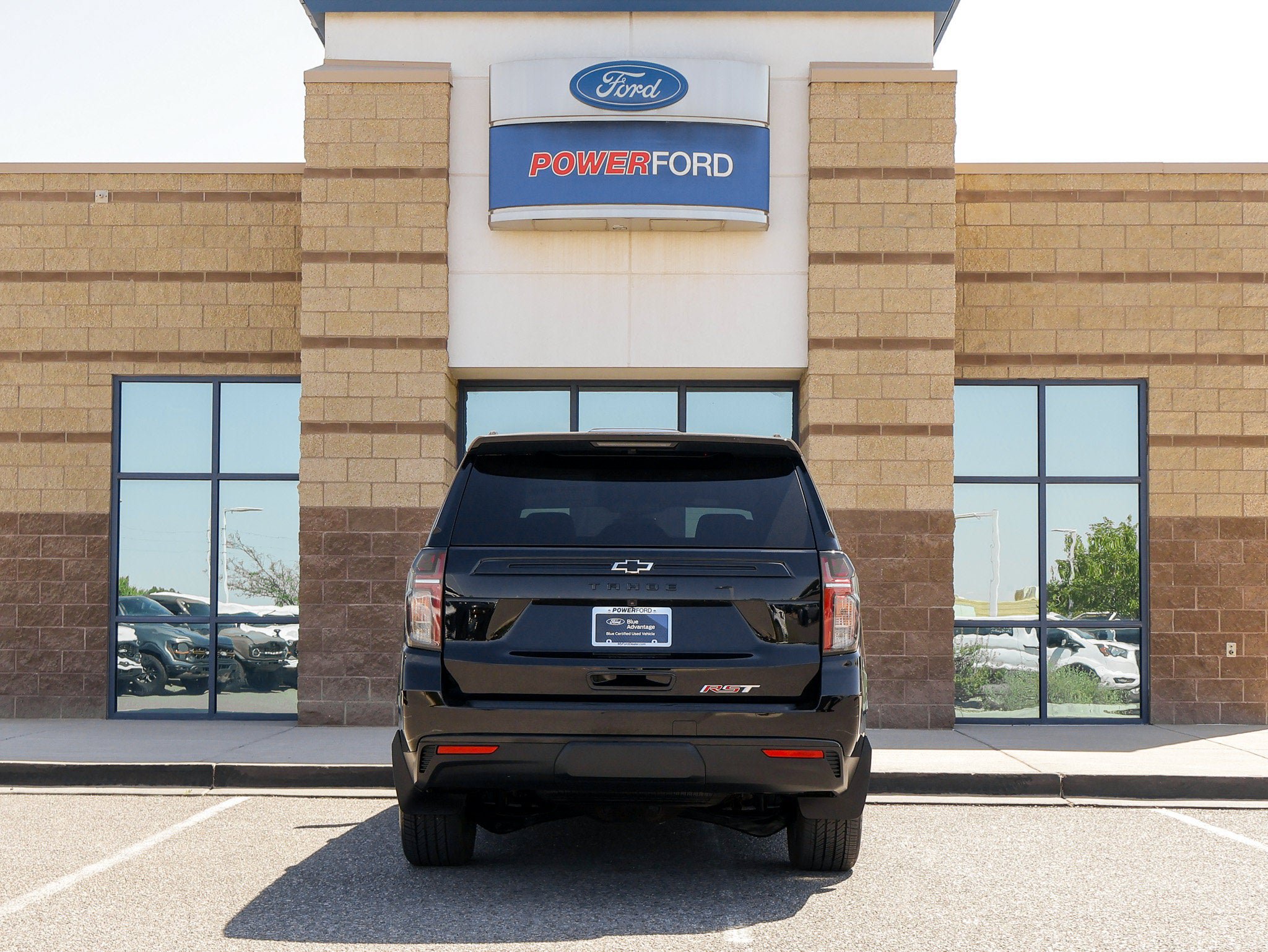 Used 2024 Chevrolet Tahoe RST w/ Luxury Package AWD/4WD image 7