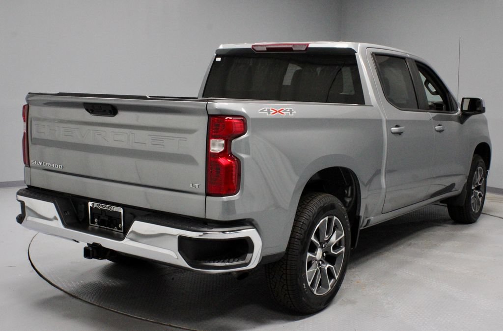 Used 2023 Chevrolet Silverado 1500 LT AWD/4WD image 10