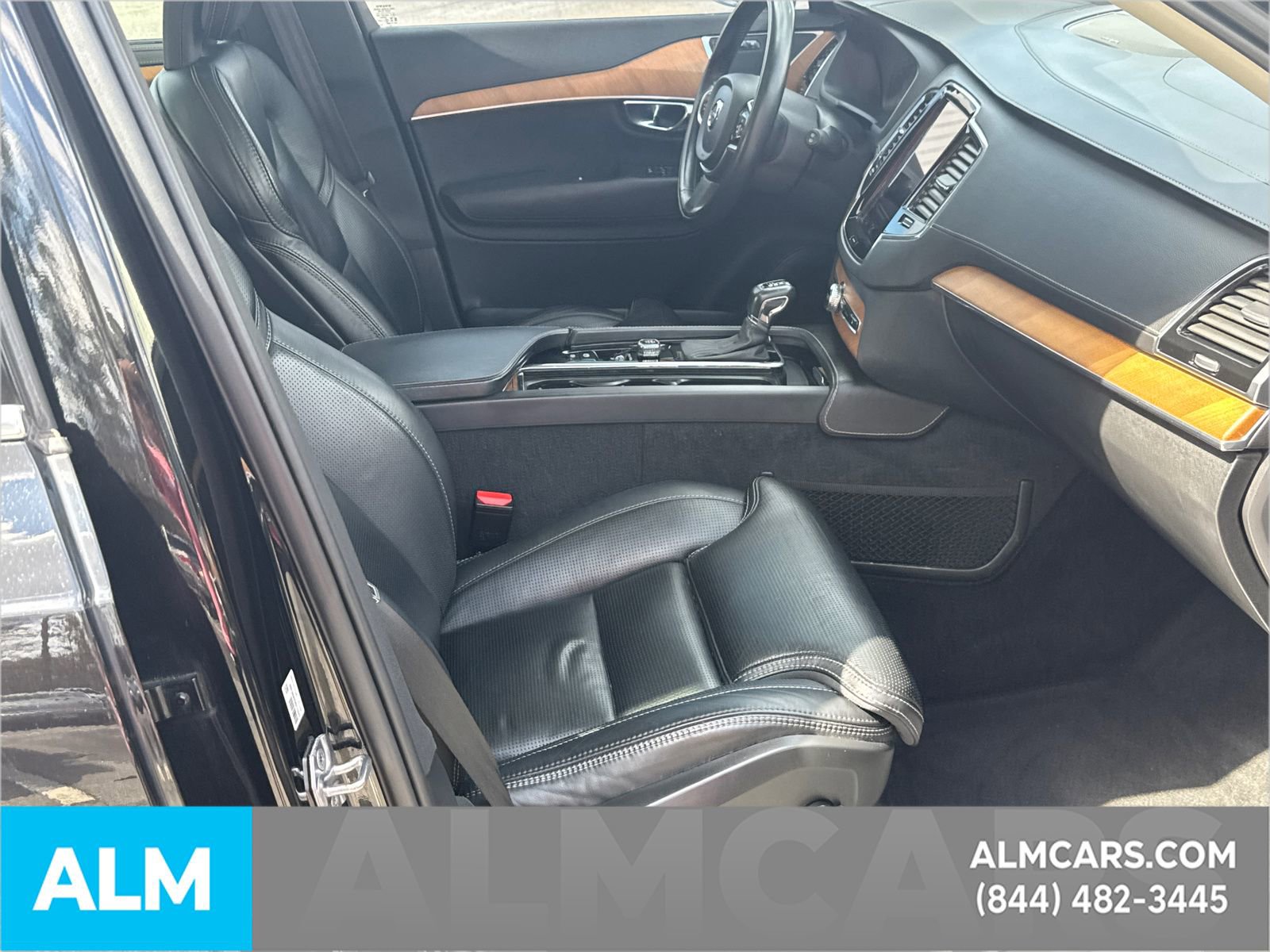 Used 2020 Volvo XC90 T6 Inscription w/ Protection Package Premier image 16