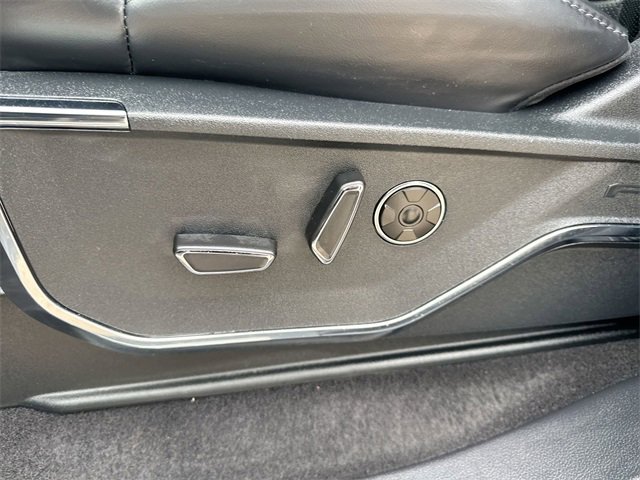 Certified 2025 Ford F150 Platinum w/ Equipment Group 702A High image 18