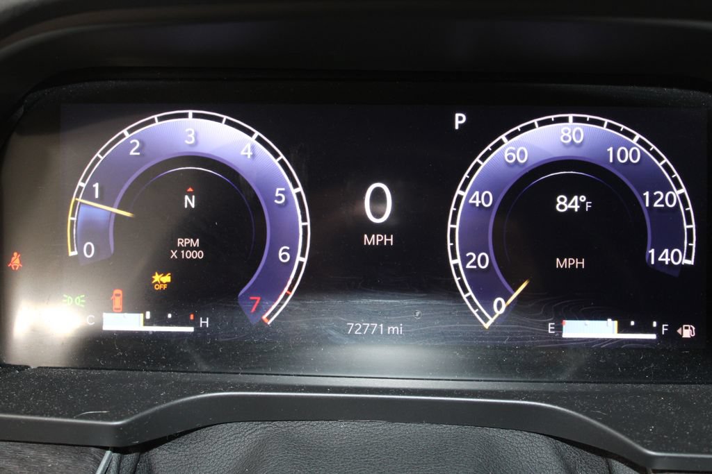 Used 2022 Jeep Grand Cherokee Limited AWD/4WD image 19