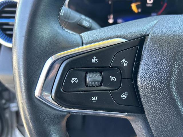 Used 2024 Chevrolet Trax LT w/ Driver Confidence Package FWD image 28