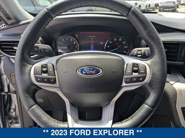 Certified 2023 Ford Explorer XLT w/ Equipment Group 202A RWD image 13