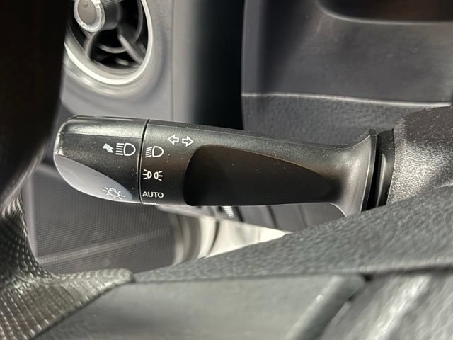 Used 2019 Toyota Corolla LE FWD image 19
