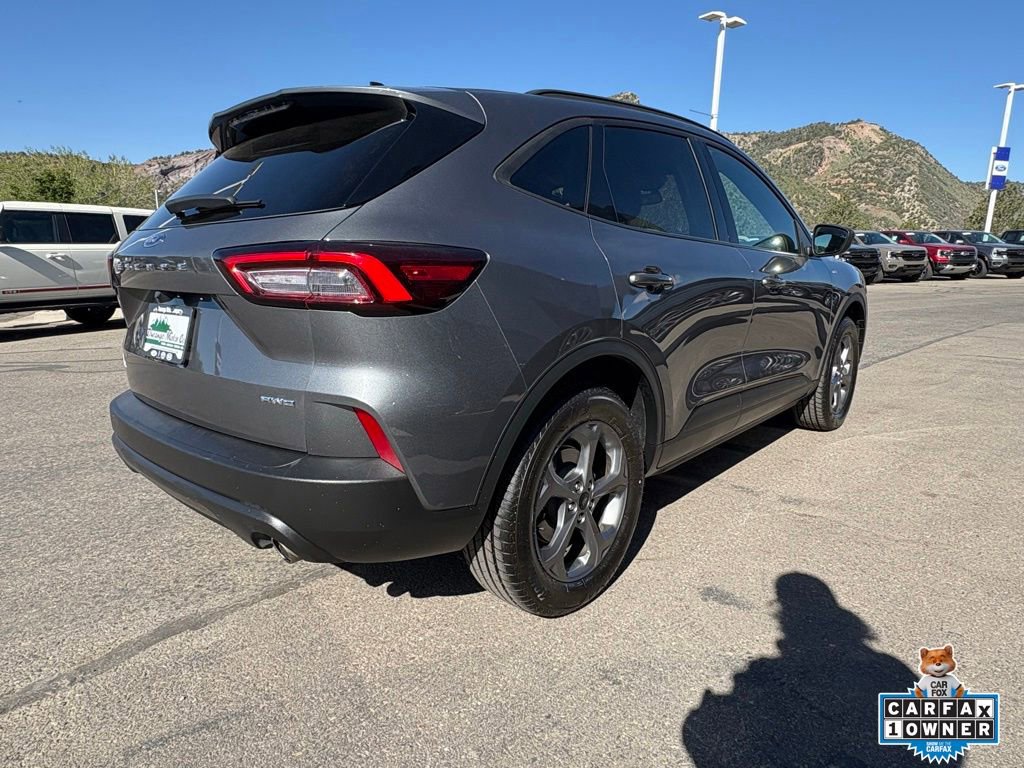 Certified 2025 Ford Escape ST-Line AWD/4WD image 9
