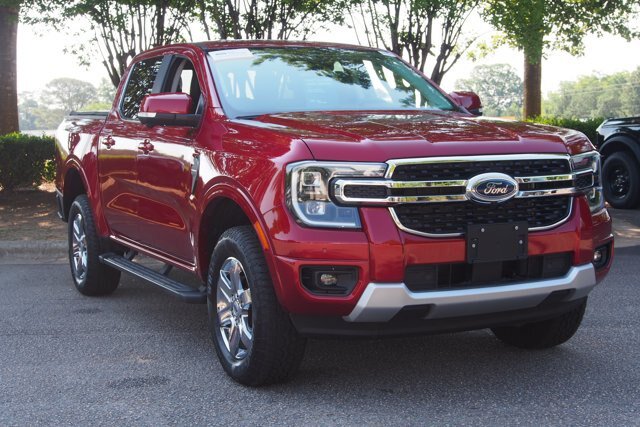 Certified 2025 Ford Ranger Lariat w/ Chrome Accent Package RWD image 1