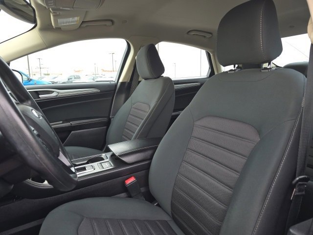Certified 2020 Ford Fusion SE image 13