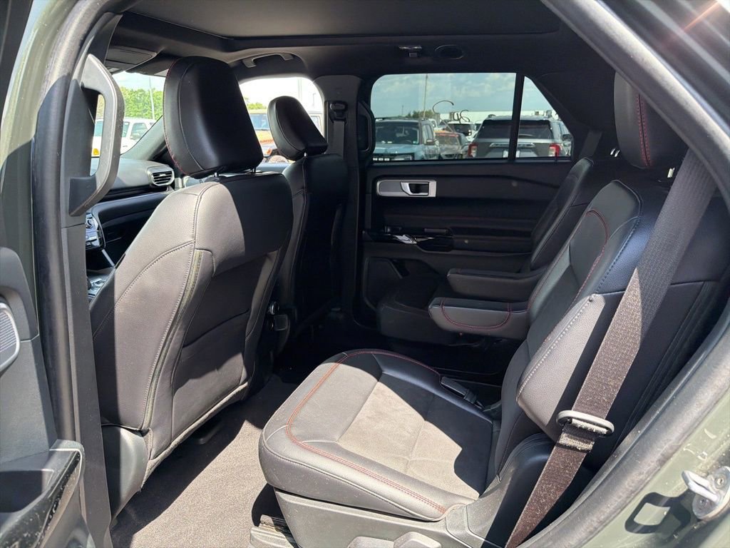 Certified 2023 Ford Explorer ST-Line w/ Class IV Trailer Tow Package AWD/4WD image 10