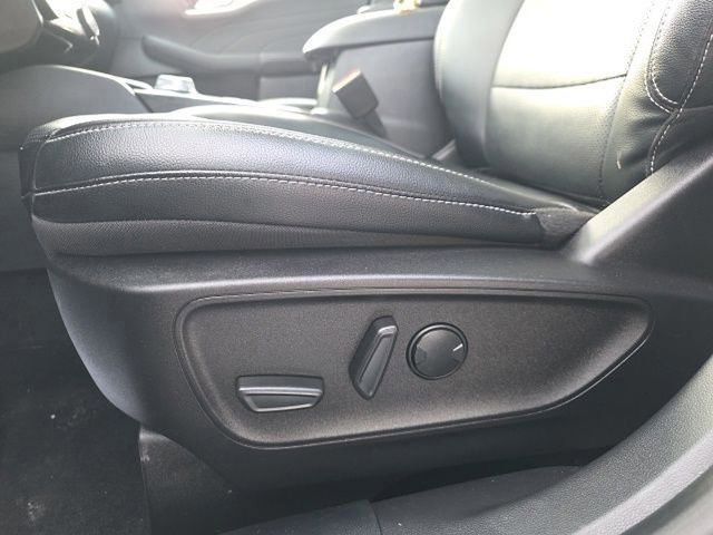 Certified 2022 Ford Escape SEL image 19