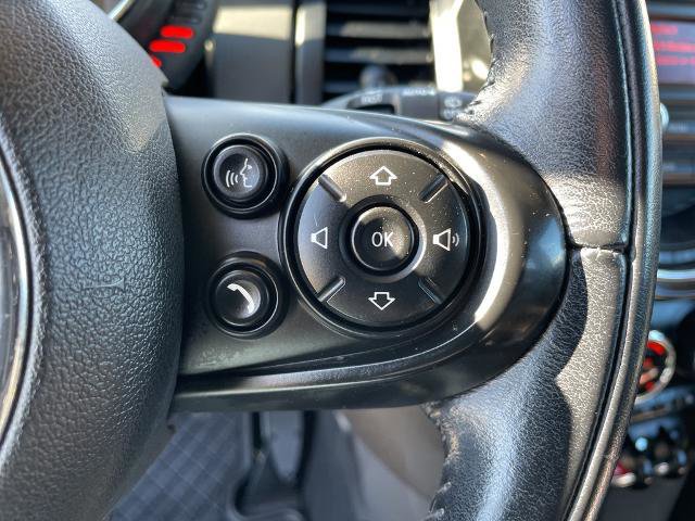 Used 2016 MINI Cooper 4-Door Hardtop image 17