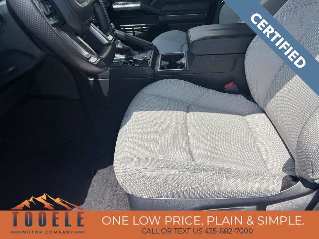 Used 2025 Toyota 4Runner SR5 AWD/4WD image 14
