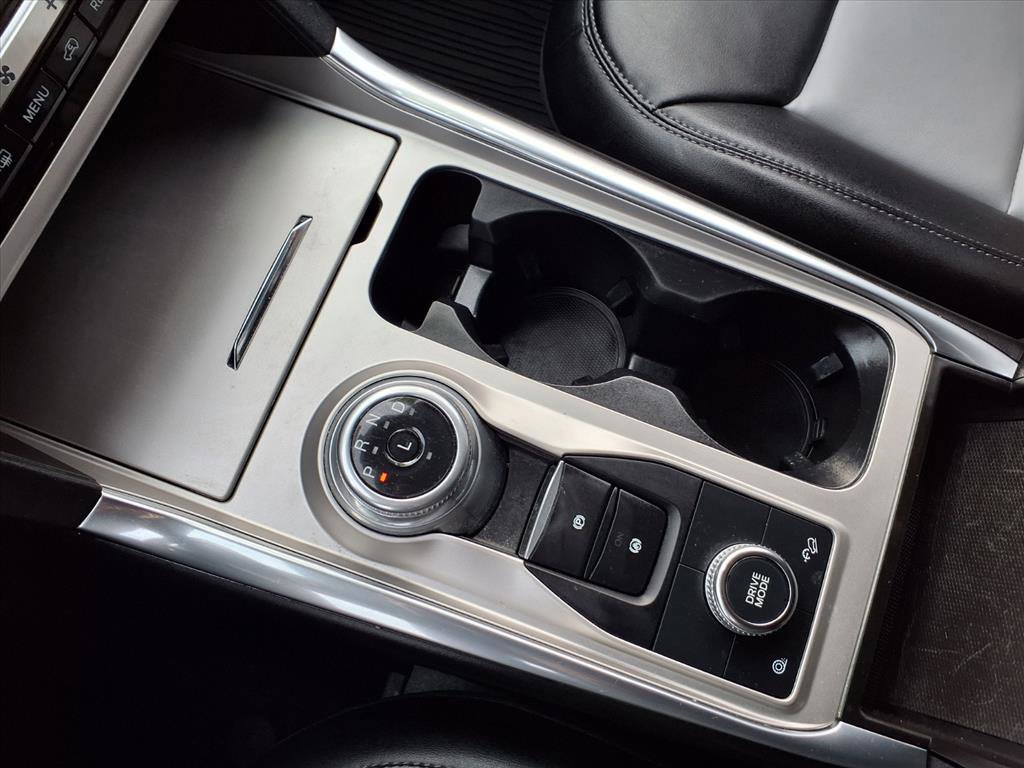 Certified 2022 Ford Explorer XLT w/ Equipment Group 202A image 25