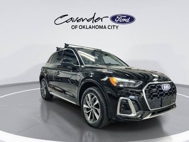 Used 2023 Audi Q5 2.0T Premium Plus w/ Premium Plus Package AWD/4WD image 2