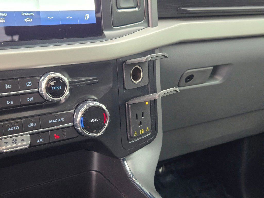 Certified 2022 Ford F150 XLT w/ Equipment Group 302A High image 27