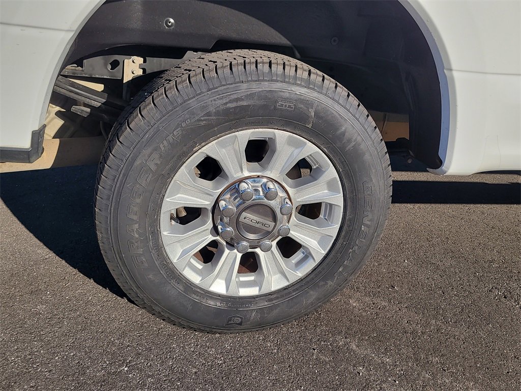 Certified 2022 Ford F250 XL w/ STX Appearance Package image 5