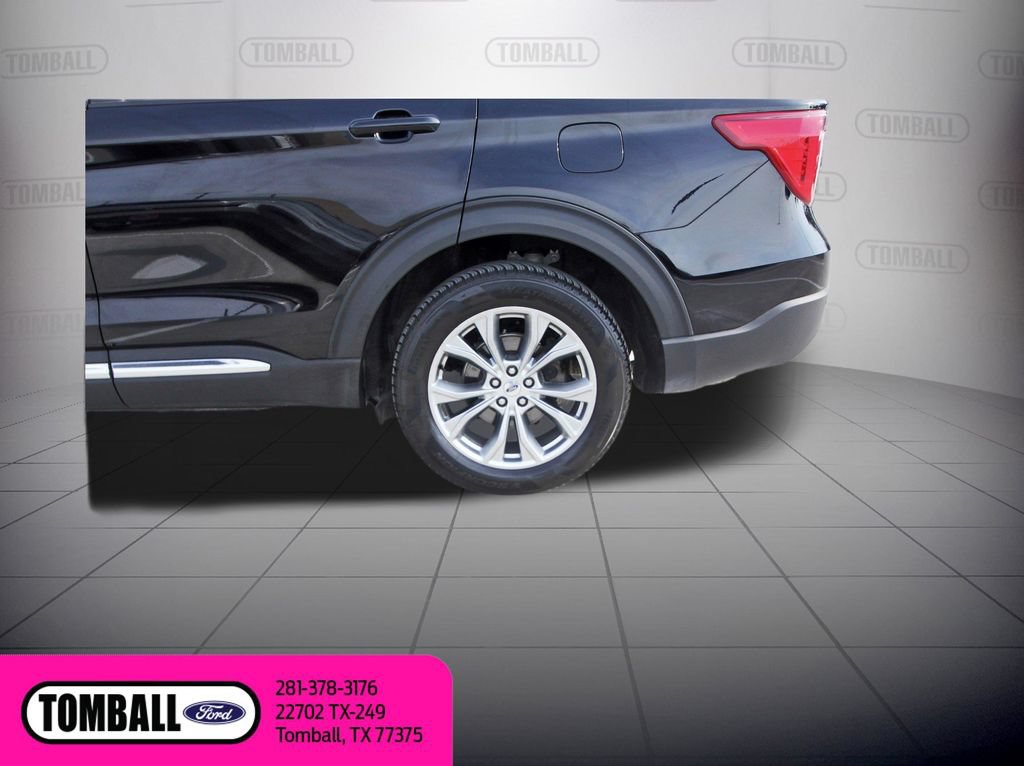 Certified 2023 Ford Explorer XLT w/ Equipment Group 202A AWD/4WD image 34